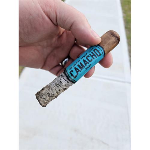 Camacho Ecuador Robusto 5  * 50