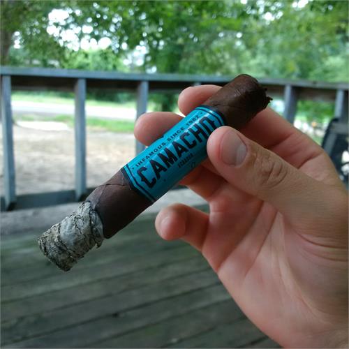 Camacho Ecuador Robusto 5  * 50