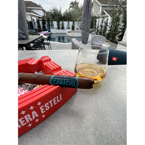 Camacho Ecuador Figurado 6 1/8 * 54