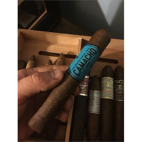 Camacho Ecuador Gordo 6  * 60