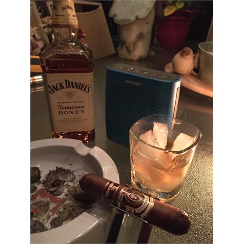 Alec Bradley Family Blend The Lineage Robusto 5 1/4 * 52