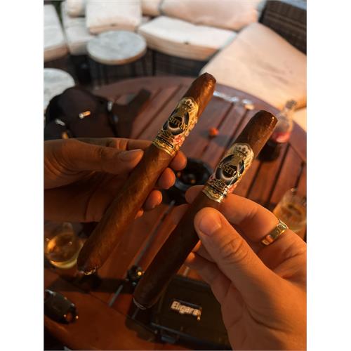Ashton ESG 24-Year Salute 6 5/8 * 48