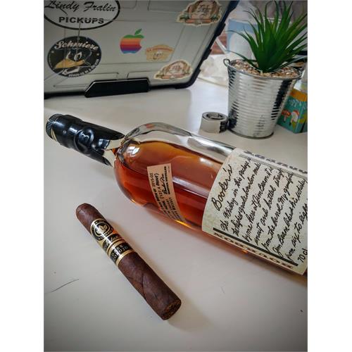 Joya de Nicaragua Antano Dark Corojo Azarosa 4 1/2 * 52