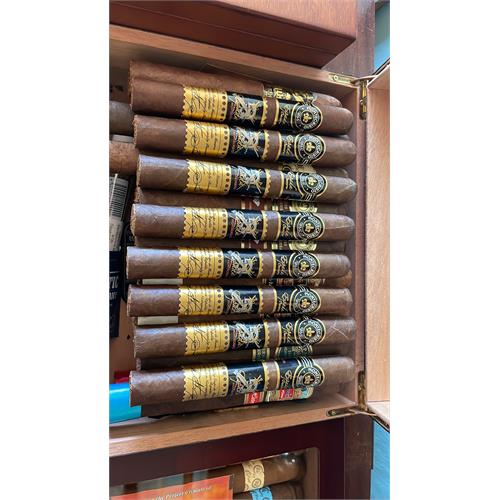 Montecristo Espada Guard 6  * 50