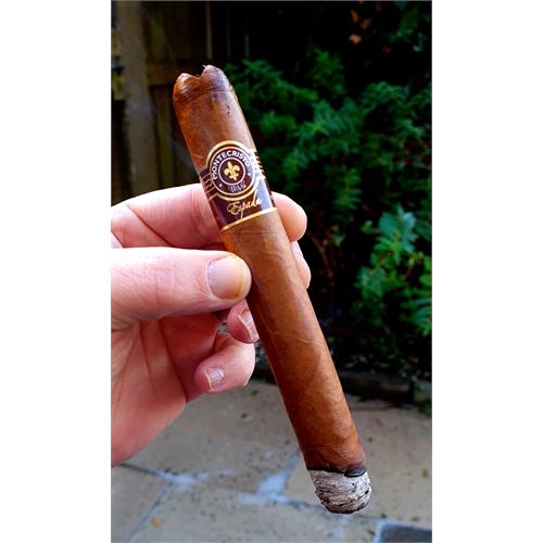 Montecristo Espada Quillon 7  * 56