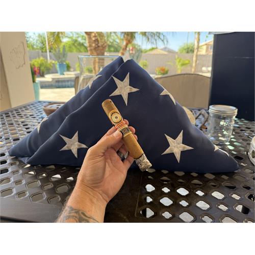 Perdomo Double Aged 12 Year Connecticut Gordo Extra 6 1/2 * 60