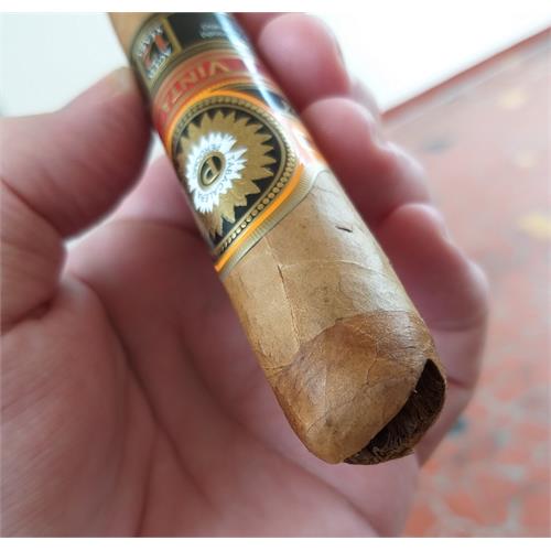 Perdomo Double Aged 12 Year Connecticut Epicure 6  * 56