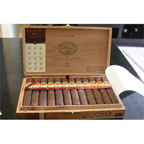Padron 1926 Serie No. 6 Maduro 4 3/4 * 50