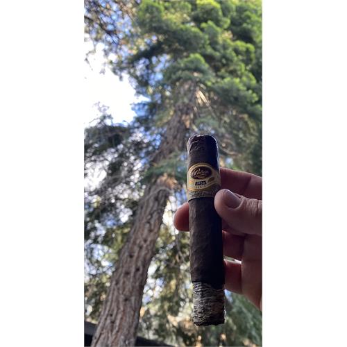 Padron 1926 Serie No. 6 Maduro 4 3/4 * 50