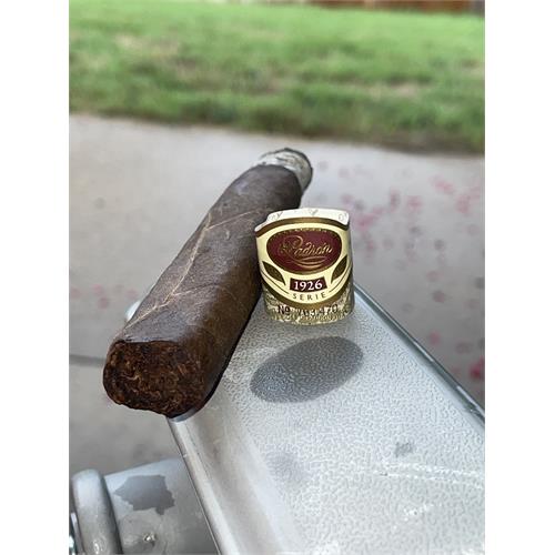 Padron 1926 Serie No. 6 Maduro 4 3/4 * 50