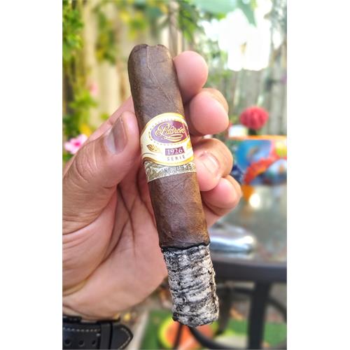 Padron 1926 Serie No. 6 Maduro 4 3/4 * 50
