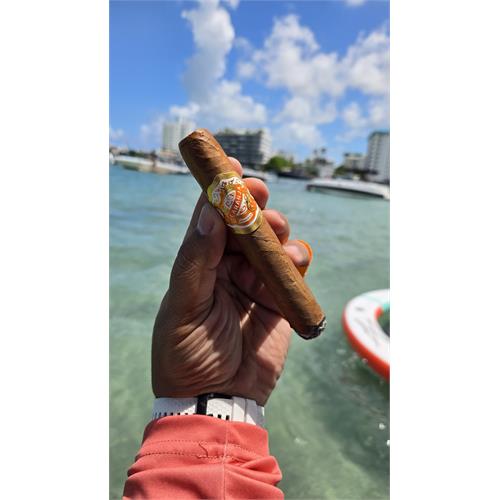 Laranja Reserva Robusto Extra 5 1/2 * 54