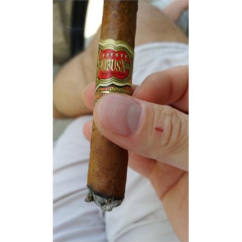 Arturo Fuente Opus X Angels Share Robusto 5 1/4 * 50