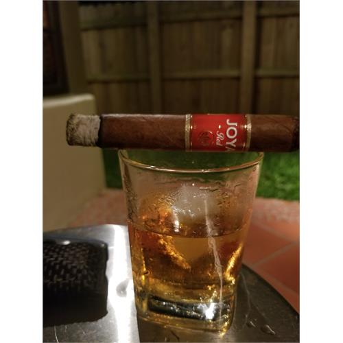 Joya Red Robusto 5 1/4 * 50