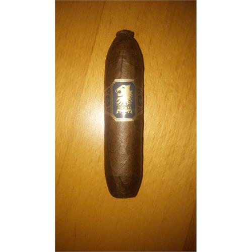 Liga Undercrown Maduro Flying Pig 4  * 60
