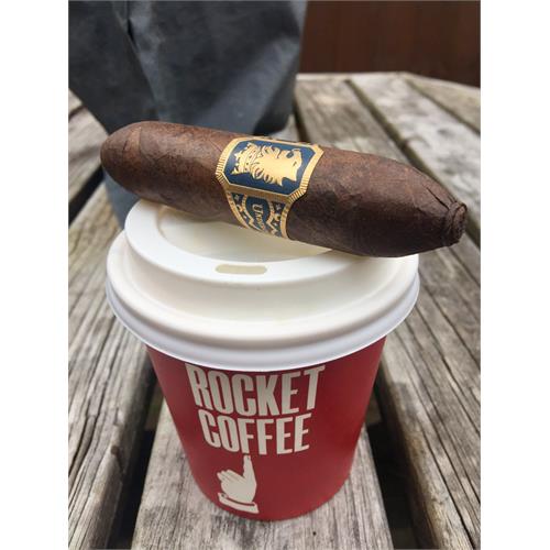 Liga Undercrown Maduro Flying Pig 4  * 60