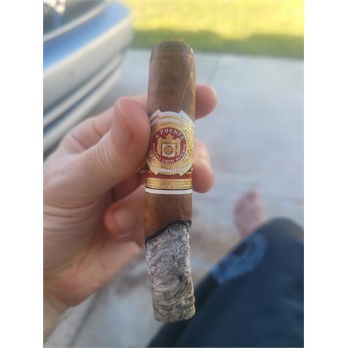 Arturo Fuente Rosado Sungrown Magnum R 44 4  7/8 * 47