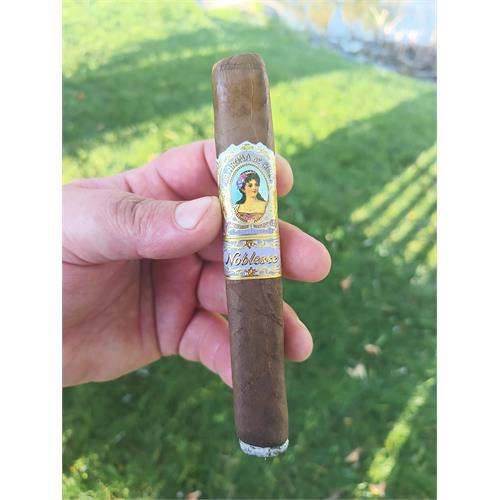 La Aroma de Cuba Noblesse Coronation 6  * 52