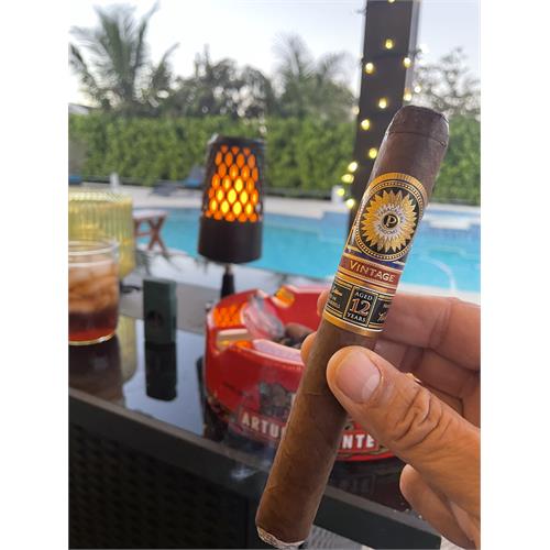 Perdomo Double Aged 12 Year Sun Grown Churchill 7  * 56