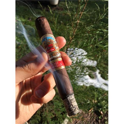 EP Carrillo La Historia Dona Elena 6 1/8 * 50