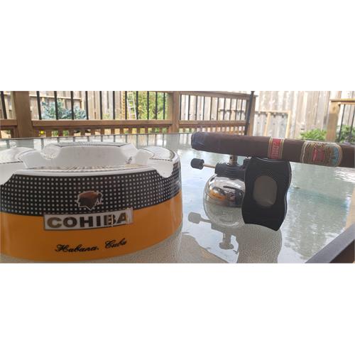 EP Carrillo La Historia Dona Elena 6 1/8 * 50