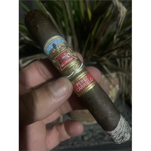EP Carrillo La Historia El Senador 5 3/8 * 52