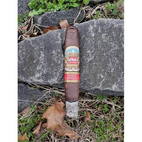 EP Carrillo La Historia El Senador 5 3/8 * 52