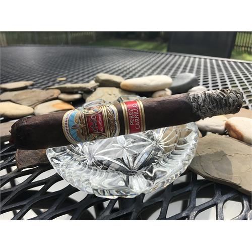 EP Carrillo La Historia E-III 6 7/8 * 54