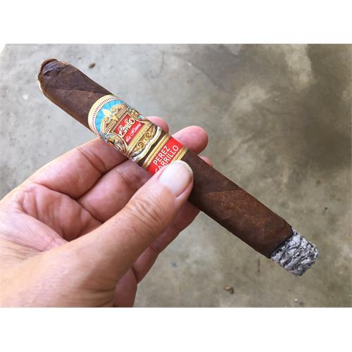 EP Carrillo La Historia E-III 6 7/8 * 54