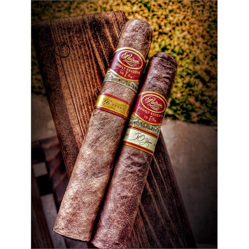 Padron Family Reserve No. 50 Maduro 5  * 54