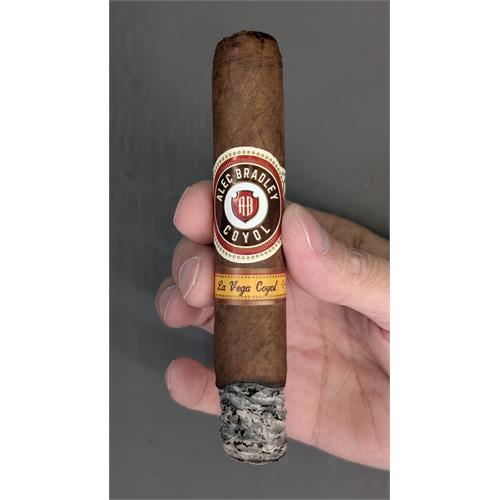 Alec Bradley Coyol Robusto 5  * 52