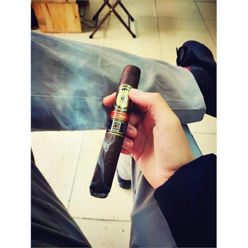 Perdomo Double Aged 12 Year Maduro Gordo Extra 6 1/2 * 60