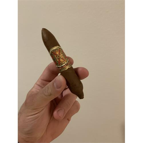 Arturo Fuente Opus X Love Affair 4 1/2 * 52