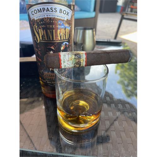 New World Navegante Robusto 5 1/2 * 55