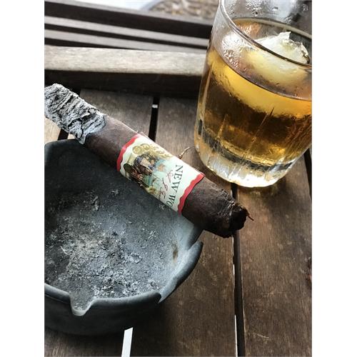 New World Almirante Belicoso 5 1/2 * 55