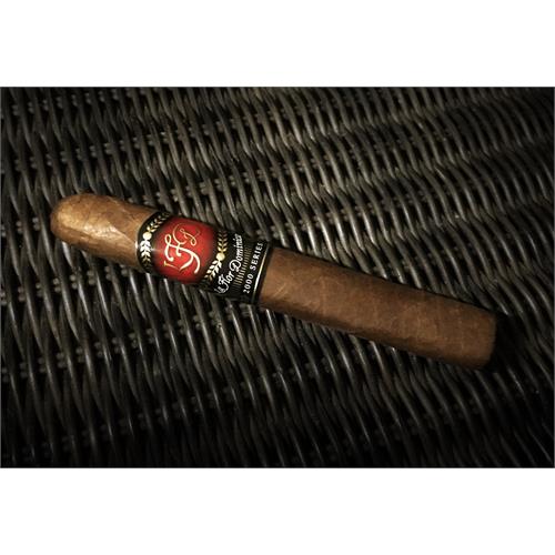 La Flor Dominicana Cameroon Cabinet No. 3 4 3/4 * 40