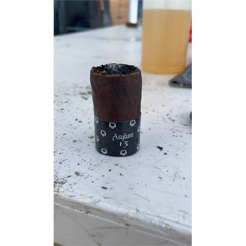 Asylum 13 Maduro 880 8  * 80