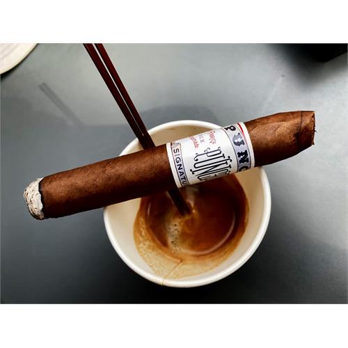 Punch Signature Torpedo 5 3/4 * 52