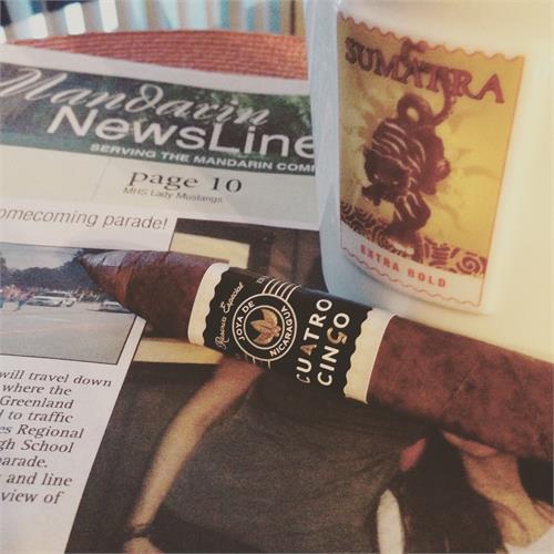 Joya de Nicaragua Cuatro Cinco Torpedo 6  * 52