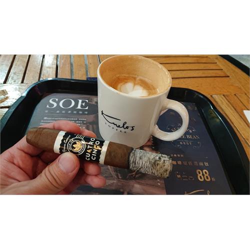 Joya de Nicaragua Cuatro Cinco Torpedo 6  * 52