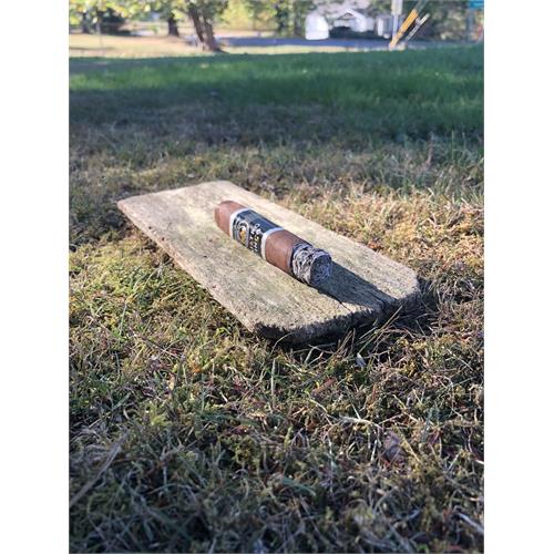 Joya de Nicaragua Cuatro Cinco Petit Corona 4 1/2 * 46