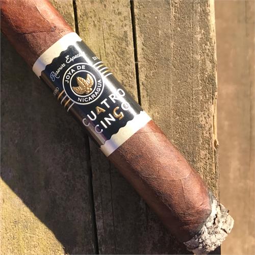 Joya de Nicaragua Cuatro Cinco Doble Robusto 5  * 56