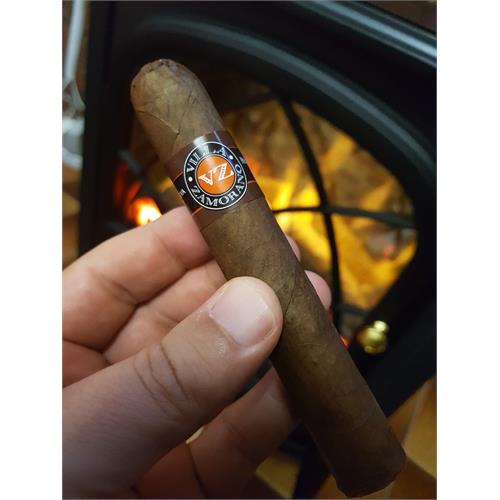 Villa Zamorano Robusto 5  * 50