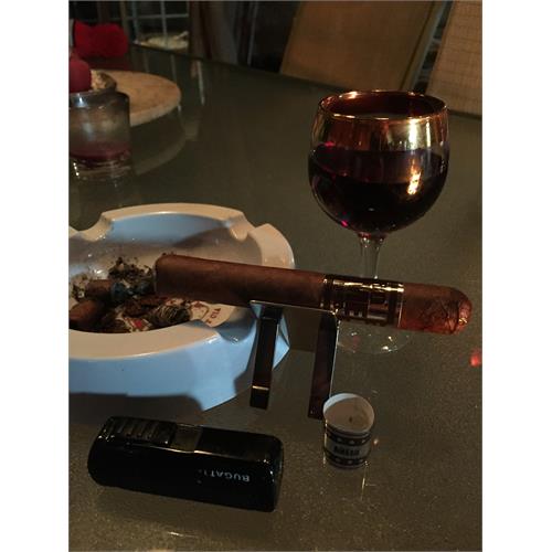 Romeo Anejo by Romeo y Julieta Toro 6  * 54