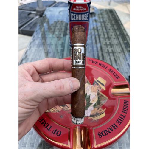Romeo Anejo by Romeo y Julieta Toro 6  * 54
