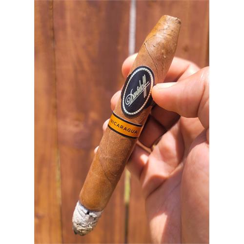 Davidoff Nicaragua Diadema 6 1/2  * 50