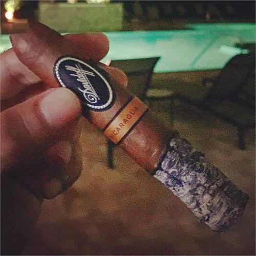 Davidoff Nicaragua Toro 5 1/2  * 54