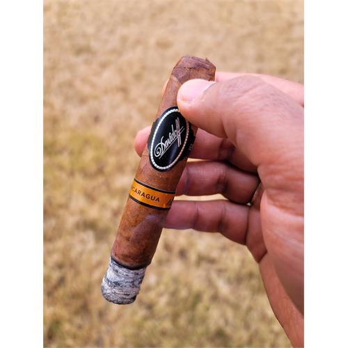 Davidoff Nicaragua Robusto Tubos 5  * 50