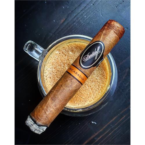 Davidoff Nicaragua Robusto Tubos 5  * 50