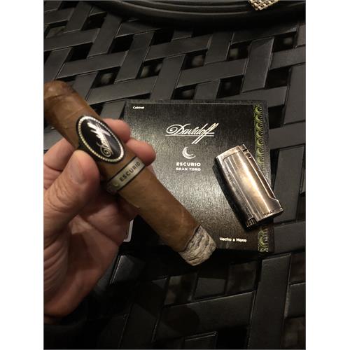 Davidoff Escurio Gran Toro 5 1/2 * 58